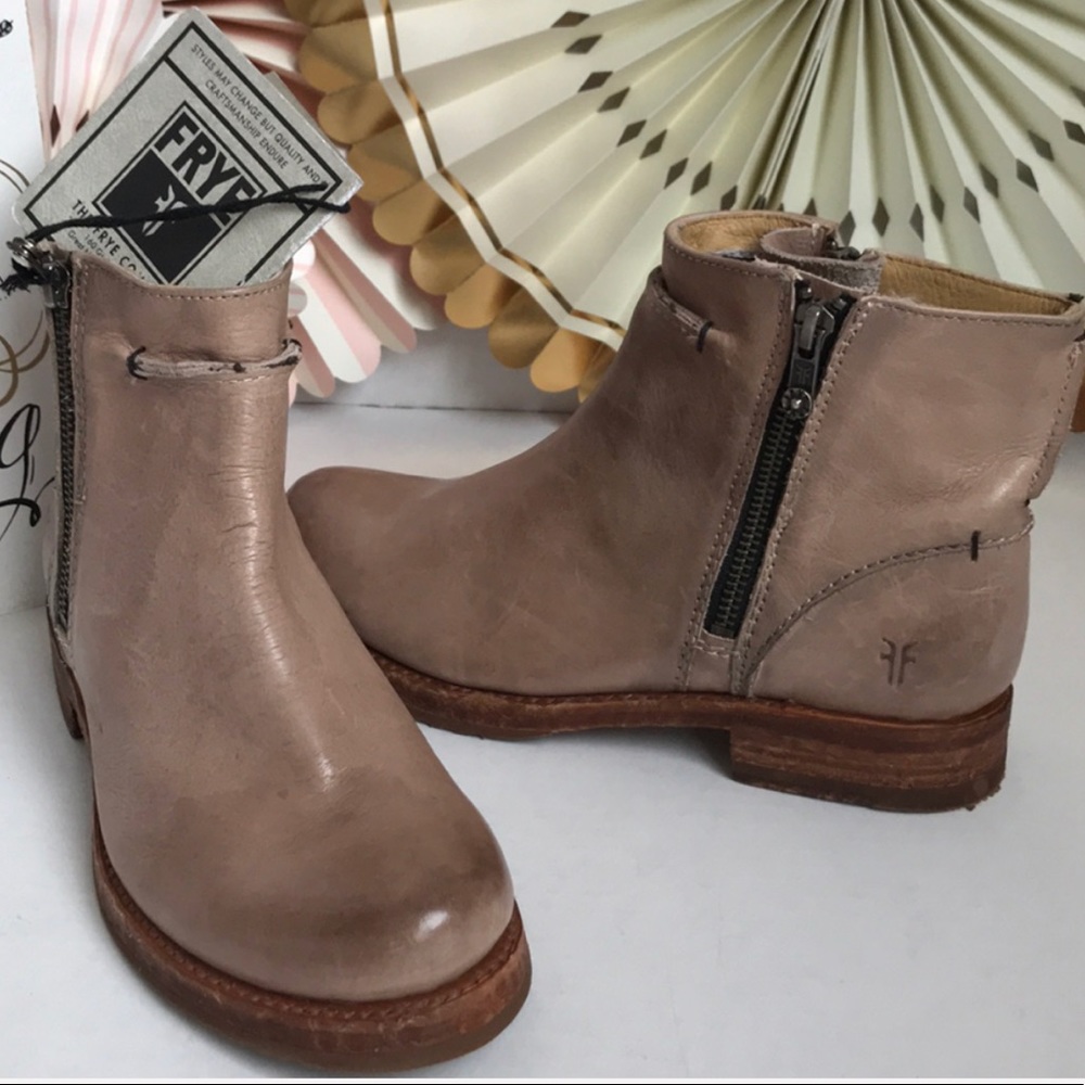 NEW Frye Veronica Seam Ankle Boot🐎